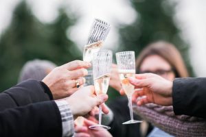 comment porter un toast aristocratie coaching bonnes manières comment rédiger un discours mariage expert