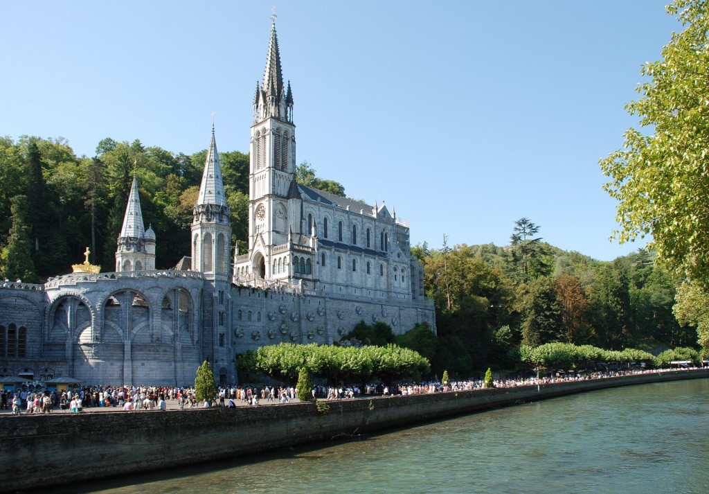 Lourdes, St Bernadette et l'absolu summum de la courtoisie (bluffant!)